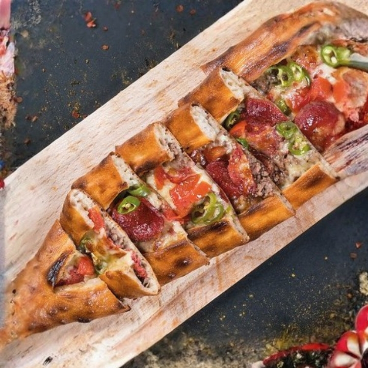 Karışık Pide